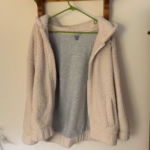 American Eagle Sherpa, size S